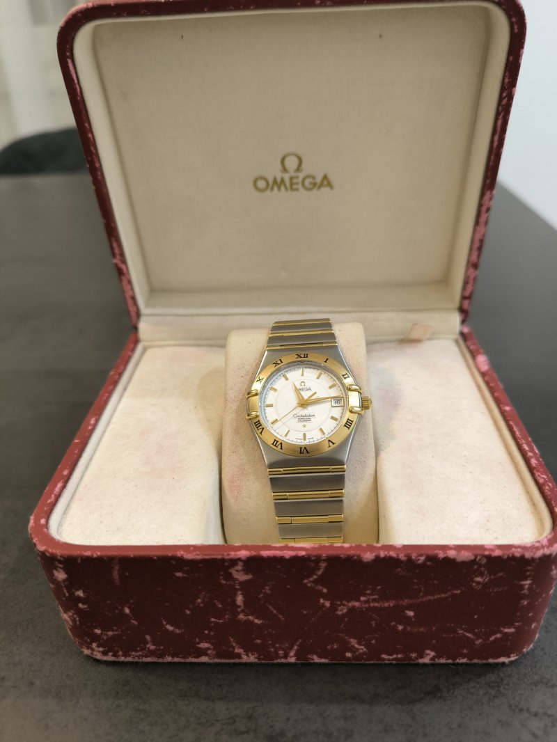 Eladó Omega omega constellation perpetual óra