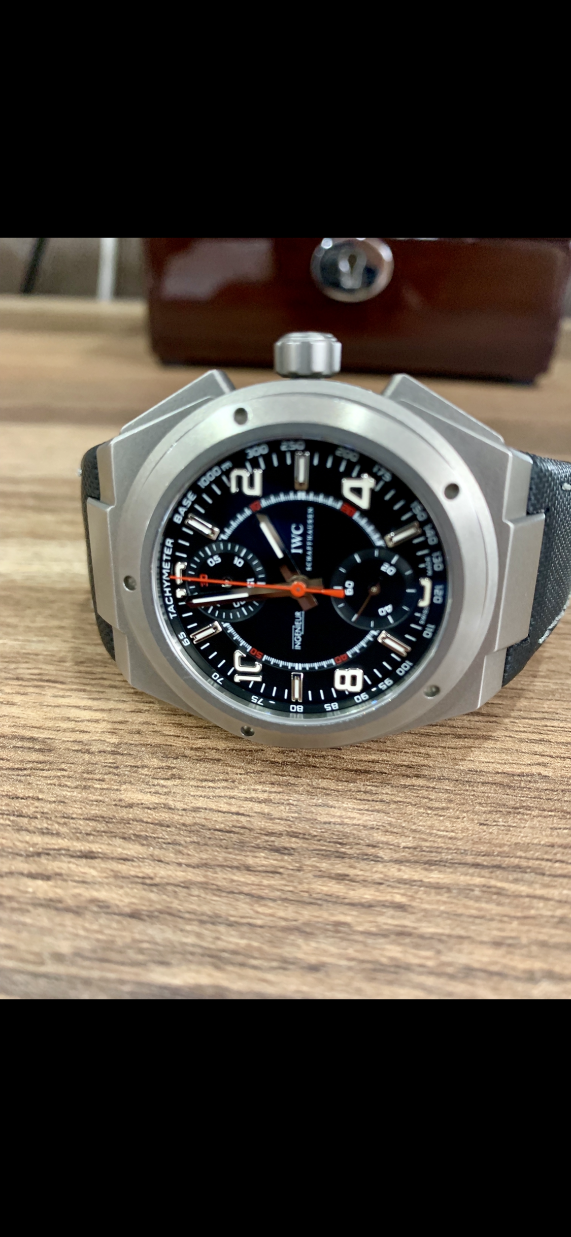 Eladó IWC Ingenieur Titanium Mercedes AMG Limited óra